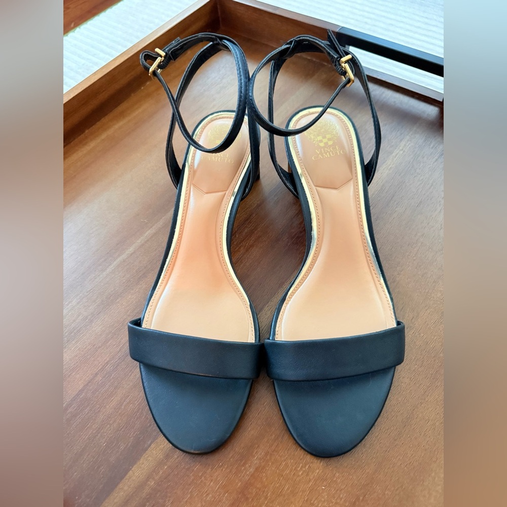 NWOT Vince Camuto Black Leather Ankle-Strap Sandals Women’s 9 - Picture 3 of 5